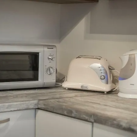 Old Dome Square Apartment