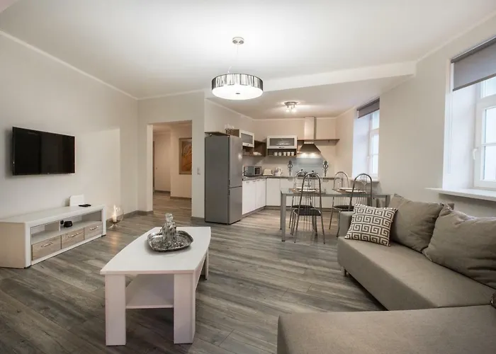 Апартаменты Old Dome Square *